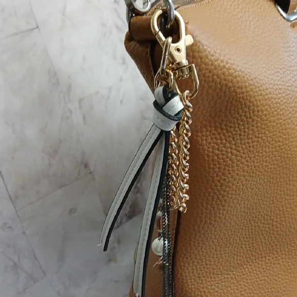 Chain Loop Bag Charm - Picture 4 of 5